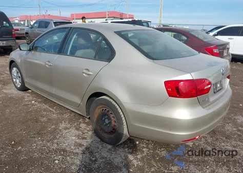 2014 Volkswagen Jetta S z USA, uszkodzony, nr VIN 3VW2K7AJ5EM221419